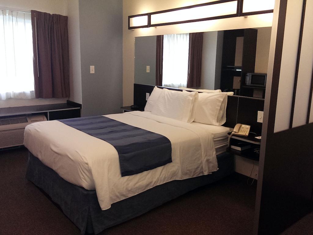 Three Rivers Inn&Suites Port Arthur Zimmer foto